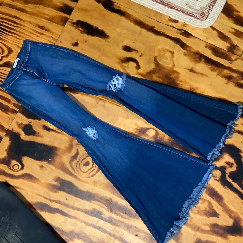 Vibrant MIU bell bottoms